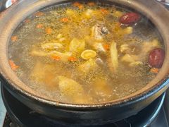 -邹开喜·小海鲜醉鸡煲·潮汕鲜切牛肉店(襄阳北路店)