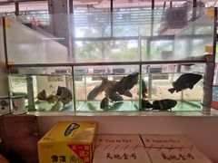 -湘里湘亲饭店(闸坡店)