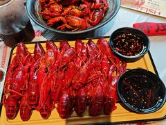 -肥肥虾庄·金牌油焖大虾(杨园滨江时代walk店)