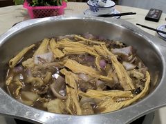 -美兰春记食店·龙舌坡红烧牛肉