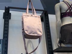 -lululemon(比斯特购物村店)