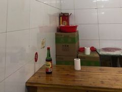 -何记酿皮店(西流湾店)