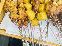 -清真磊磊烧烤老店(饮虎池街34号店)