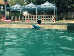 -欢乐水魔方水世界