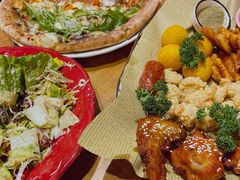 招牌狂野披萨-盘炉forenza·云贵川融合小食堂 ( 钟楼中柳巷店)
