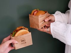 -M Stand(南京新街口金鹰店)