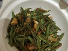 -小菜园新徽菜(宜兴八佰伴店)
