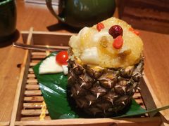 傣味菠萝饭-云海肴·汽锅鸡·云南代表菜(天山百盛优客店)