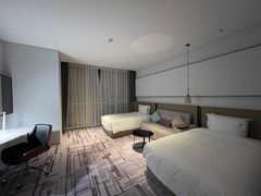 -大连星海皇冠假日酒店