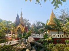 -一寨两国风景区