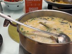 -饭怕鱼·黄焖鲟龙鱼(湖大店)