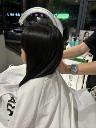 -PE SALON