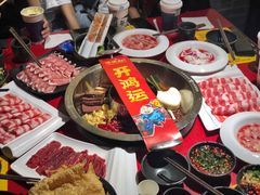 -谭鸭血老火锅(万象九宜城店)