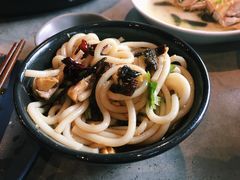 油鸡枞米线-半山腰·云南菜(侨福芳草地店)