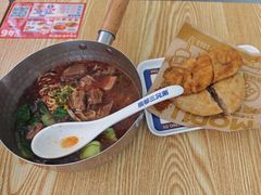 -魔都三兄弟酸辣粉·蘸卤炸串(虹桥万科店)