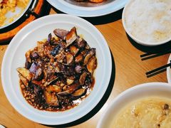 -吕氏疙瘩汤·新派鲁菜(东城万达广场店)