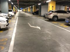 -宜家家居（上海徐汇商场店）-停车场