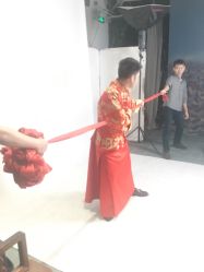 点击看大图 -现代经典婚纱摄影
