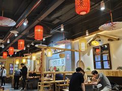 大堂-锅来乐地锅鸡(安亭店)