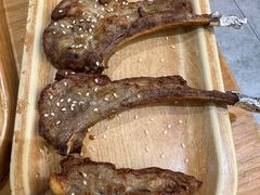 烤羊排-嘻小北·兰州清汤牛肉面(太平洋森活天地店)