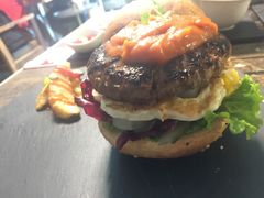 -HIGH FIVE哈福手工汉堡(桂林路店)