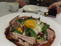 原创红酒鹅肝烤鸭配蔬菜沙拉-3号仓库·创意中国菜(新世界城店)