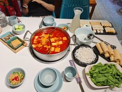 酸汤猪手火锅-小街猪手(团结湖店)