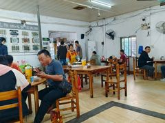 -洲心明记烧肉大粥(总店)