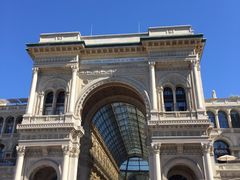 -文艺复兴百货(米兰大教堂广场店)