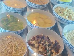 -牛满溢·自助潮汕鲜牛肉火锅(龙汇路店)