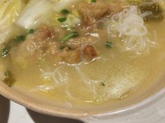 -渝是乎川渝小炒(新世界百货望京店)