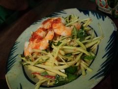 -Cuc Gach Quan Restaurant