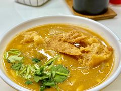 -缅华南国小食店