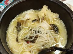 -灵芝妹子海鲜米线(瓦房店新玛特店)