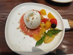 布莱塔奶酪配番茄<br&nbsp;/><br&nbsp;/>-ALLORA意大利餐厅(丰盛里店)