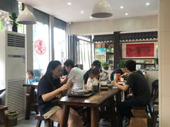 大堂-穆得·老周家牛肉烧饼(普利街店)