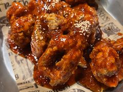 -BHC炸鸡(明洞总店)