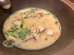 -咕嘟草帽鱼·牛奶一样的鲜鱼汤(包河万达广场创始店)