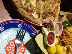招牌狂野披萨-盘炉forenza·云贵川融合小食堂 ( 钟楼中柳巷店)