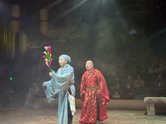 -瑞虹新天地月亮湾