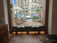 -Line 咖啡(石厦花园店)