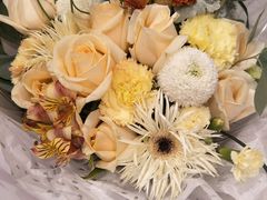 -花邻FloweringLife花艺气球派对(武康大楼店)