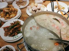 -蒙肥羊·酸汤潮牛·鲜牛肉火锅烤肉自助(岗顶店)