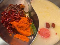 -沸炉重庆老火锅(军事博物馆店)