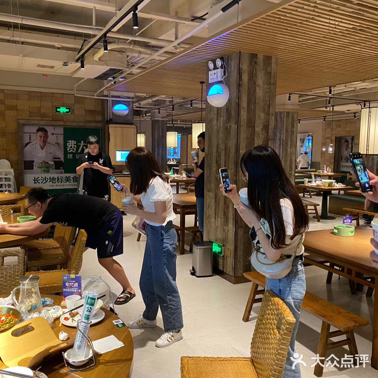 长沙吃吃喝喝| 茶颜悦色（一）