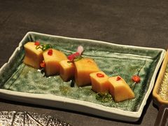 -铭牛烧肉·和牛海鲜自助(高新月牙湖店)