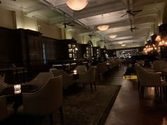 -LONG BAR 廊吧(外滩华尔道夫酒店)