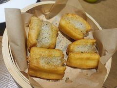 -臻鲜燕海鲜融合餐厅(金陵style店)