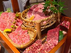 -山川小町·极番烧肉(新地假日广场店)