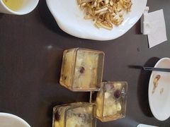 -翠山·映月湖景餐厅(映月湖公园店)
